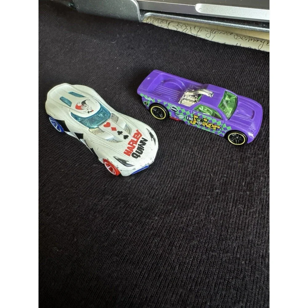 Vintage  Hot Wheels The Joker Harley Quinn Custom Diecast Toy Cars 2 Pack 1/64